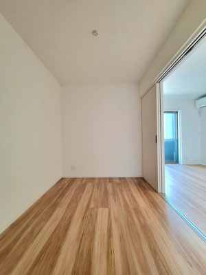 【居間・リビング】 | ＡＬＥＧＲＩＡ鶴見区今津 | 洋室