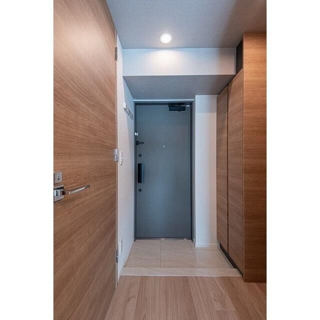 ミリアレジデンス蔵前の玄関