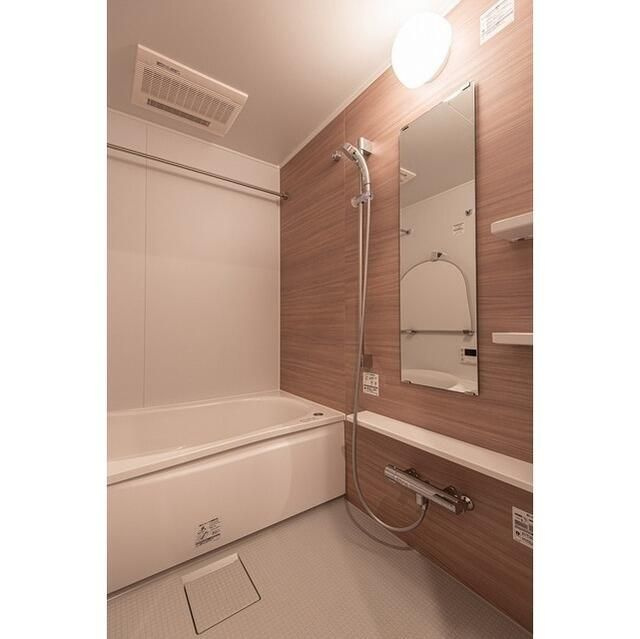 ミリアレジデンス蔵前の浴室