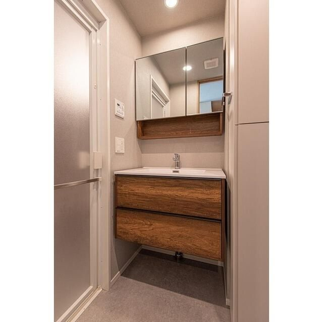 ミリアレジデンス蔵前の洗面所