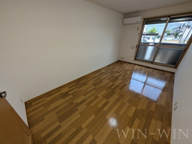 エミール大岩の居間・リビング