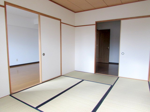 パレ・フルールの和室|フローリングだけでなく、和室もあります