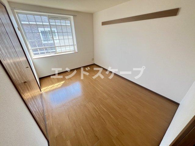 ミレニアムＡの居間・リビング|高崎、前橋のお部屋探しはエンドスケープまで！お客様の理想お聞かせ下さい♪