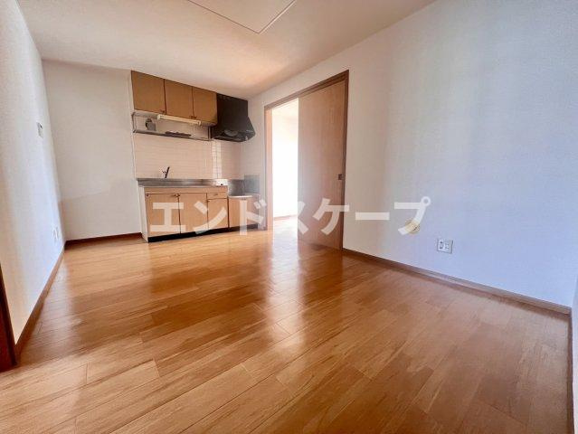 ミレニアムＡの居間・リビング|高崎、前橋のお部屋探しはエンドスケープまで！お客様の理想お聞かせ下さい♪