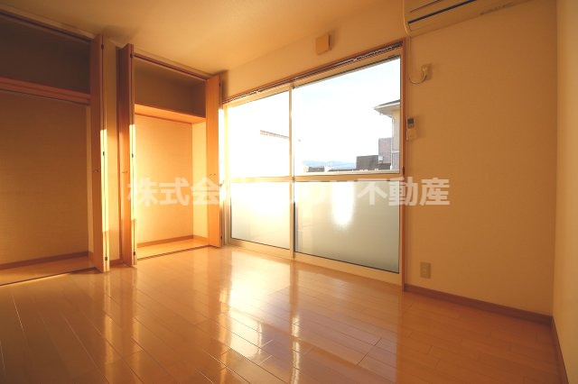 セイシェルハイム11の居間・リビング