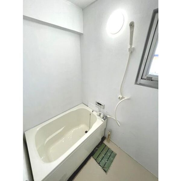 第1コーポ小菅の浴室