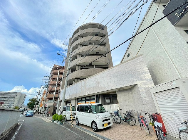 パルドミールの外観