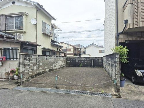 寺戸町三ノ坪　建築条件付土地の前面道路含む現地写真