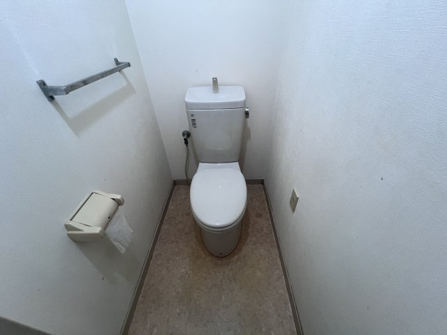 グランドシャトー板宿二のトイレ