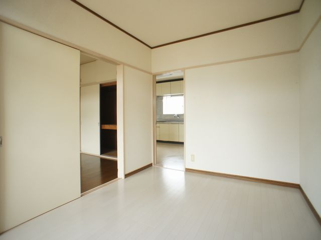 【寝室】 | アレストカネコ1棟 | 清潔感のあるきれいな洋間です♪
