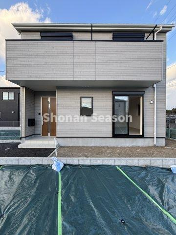 【外観】 | 植栽・季節のお花もイキイキ育つ南庭付き一戸建て◎
自分好みにアレンジが楽しめますよ♪