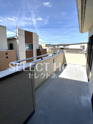 【バルコニー】 | ヴィレッジ四つ葉のクローバー