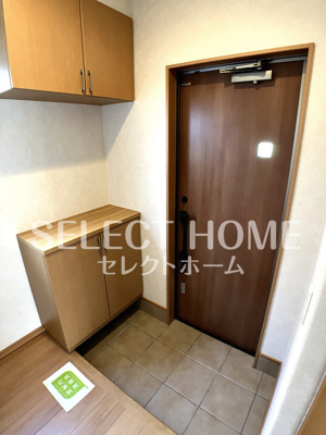 【玄関】 | ヴィレッジ四つ葉のクローバー