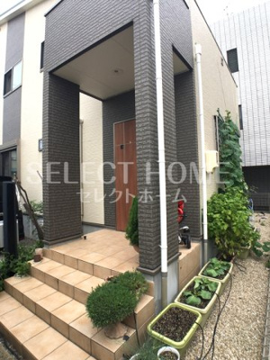 【エントランス】 | ヴィレッジ四つ葉のクローバー