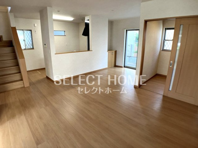  | ヴィレッジ四つ葉のクローバー