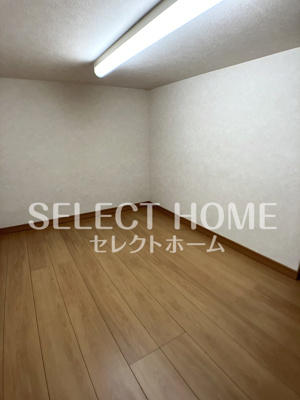  | ヴィレッジ四つ葉のクローバー