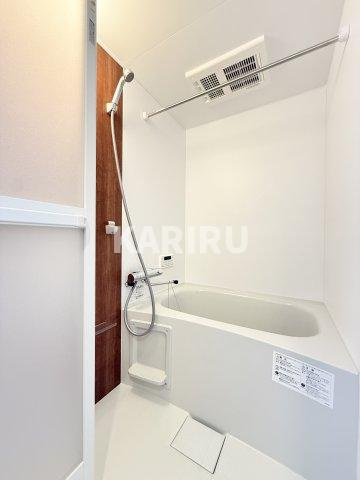 ベル　ルミエール中川の浴室