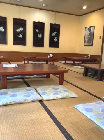 蒲郡市大塚町貸店舗の内装