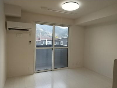 【居間・リビング】 | アイネヴェルト仁保津