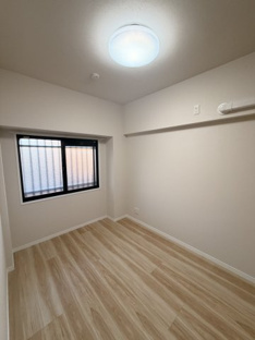 【洋室】シャトレ愛松一宮Ⅱ 