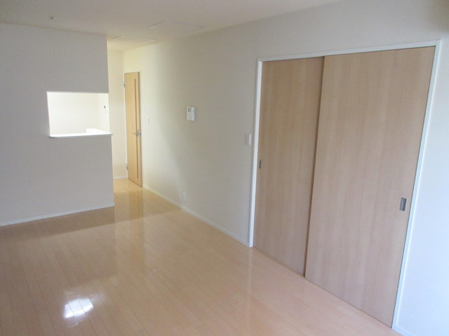 Ｓｕｎｎｙ ＨｅｉｍｓⅢの居間・リビング|人気の対面キッチン付ＬＤＫ　同仕様