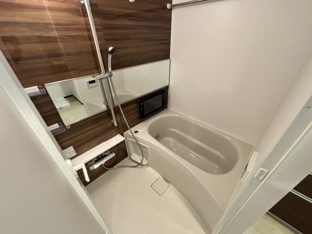 プレジオ西中島ASIANの浴室