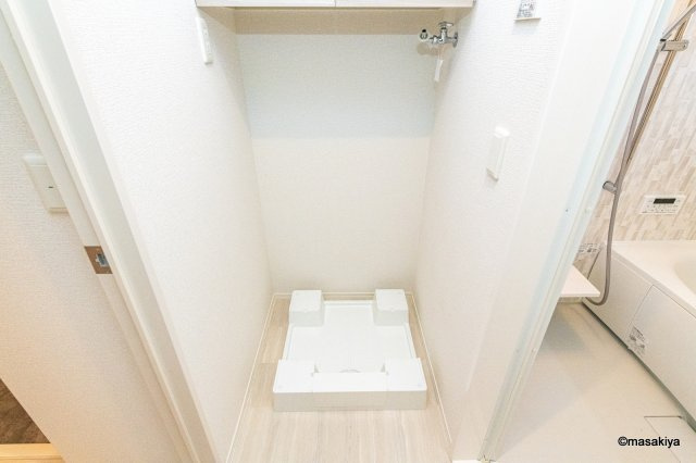 ヘシレ中御所の洗面所|写真は同じ建築会社の近い間取りのものです。参考にご覧ください。