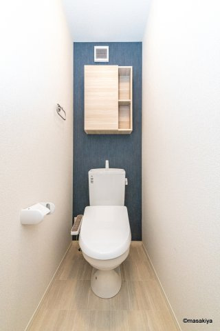 ヘシレ中御所のトイレ|写真は同じ建築会社の近い間取りのものです。参考にご覧ください。