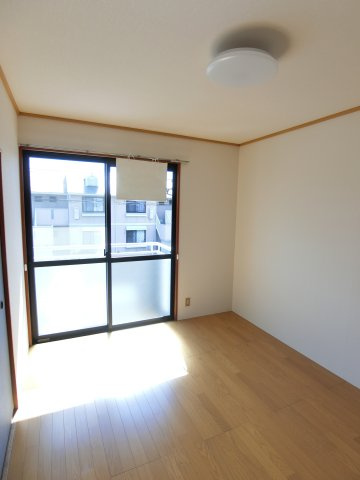 セジュールK&T Ⅳの洋室