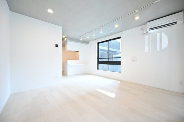 Ｌｅ　Ｎｉｄ　日本橋の居間・リビング|居間です