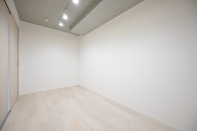 Ｌｅ　Ｎｉｄ　日本橋の洋室|落ち着いた色調の洋室です