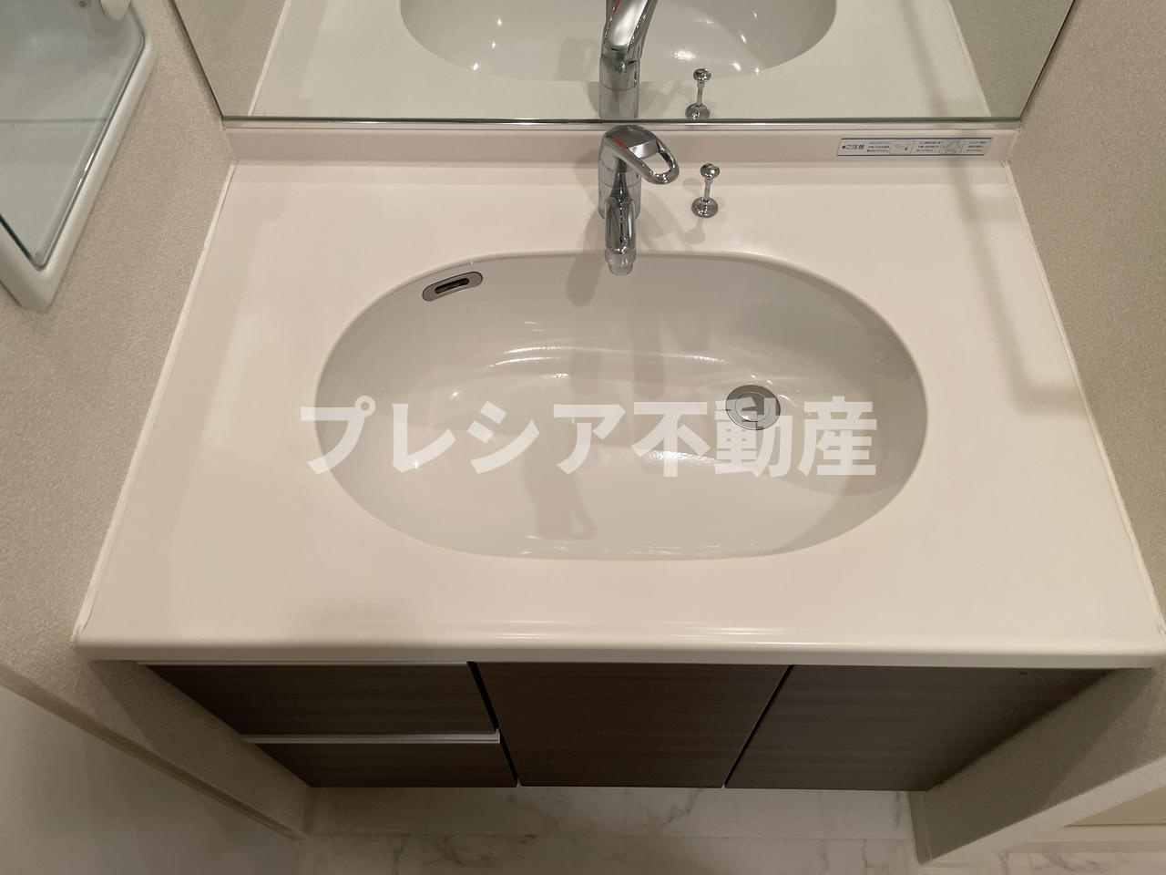 甲子園三番町ハイツの洗面所