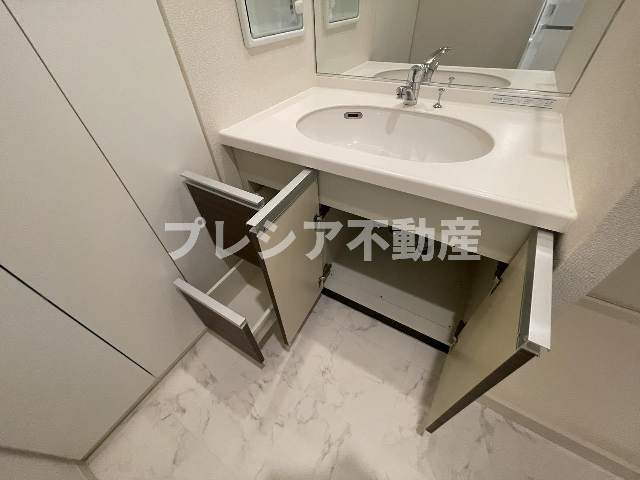 甲子園三番町ハイツの洗面所