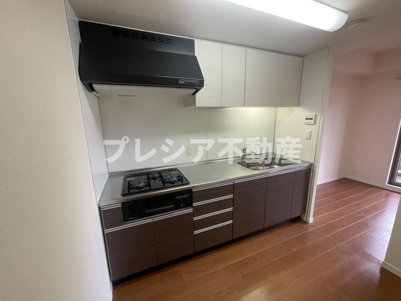 甲子園三番町ハイツのキッチン