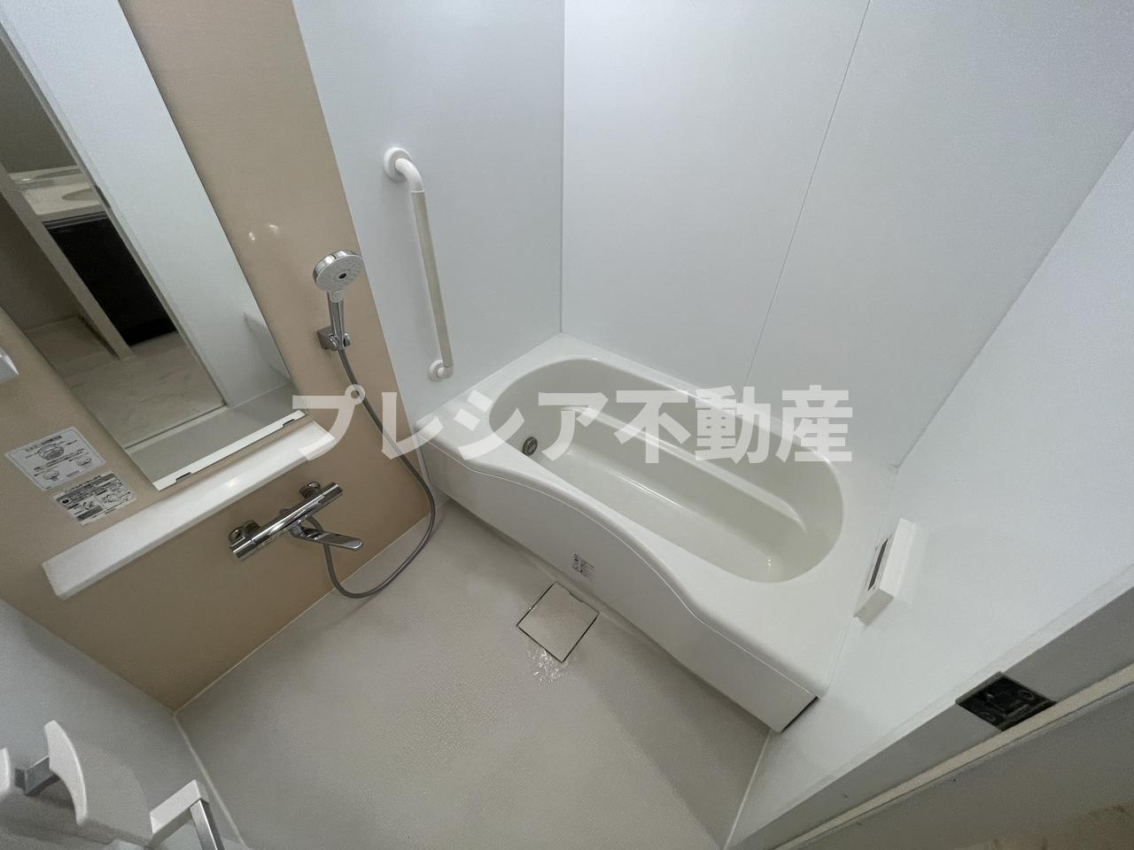 甲子園三番町ハイツの浴室