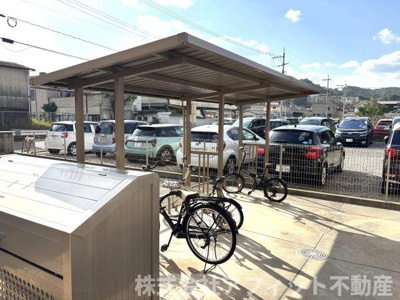 【その他共用部分】 | ブレイン‐ゾーンⅡ | 屋根付き駐輪場