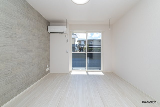 ヘシレ中御所の居間・リビング|写真は同じ建築会社の近い間取りのものです。参考にご覧ください。