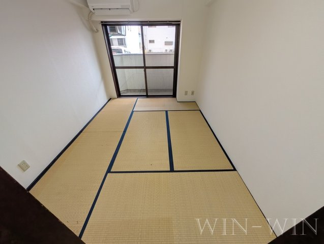 ハイシティ南松山の和室