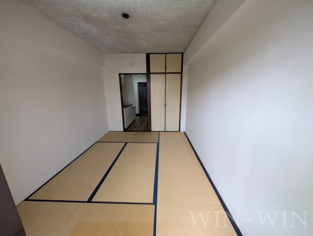 ハイシティ南松山の和室