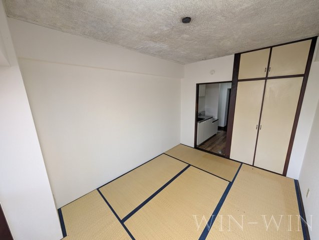 ハイシティ南松山の和室