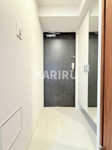 エスリード難波AGREAの駐車場