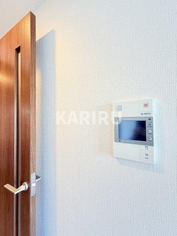 エスリード難波AGREAの玄関