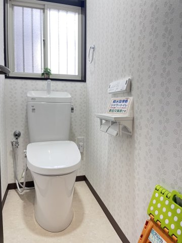 神戸市西区竜が岡5丁目　中古戸建のトイレ|【ホームページに現地動画掲載中】●年中無休：当日予約可●トイレが2か所あるので夜中も安心です。