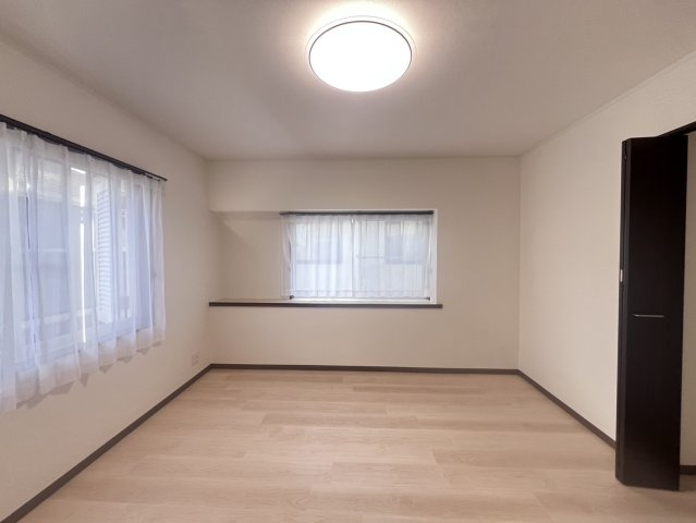 神戸市西区竜が岡5丁目　中古戸建の子供部屋|【ホームページに現地動画掲載中】●年中無休：当日予約可●インナーテラスに出入りでできます。