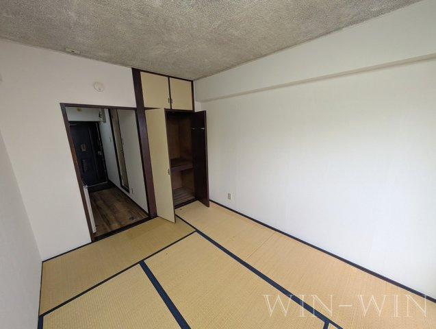 ハイシティ南松山の和室