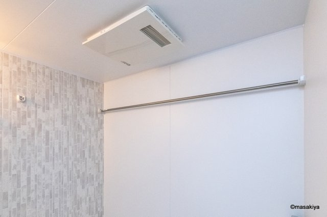 ヘシレ中御所の浴室|写真は同じ建築会社の近い間取りのものです。参考にご覧ください。