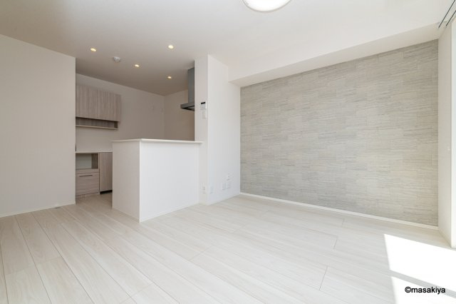 ヘシレ中御所の居間・リビング|写真は同じ建築会社の近い間取りのものです。参考にご覧ください。