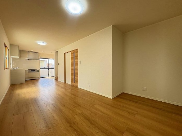 明石市田町2丁目の居間・リビング|ご家族みんながゆったりくつろげるリビング。