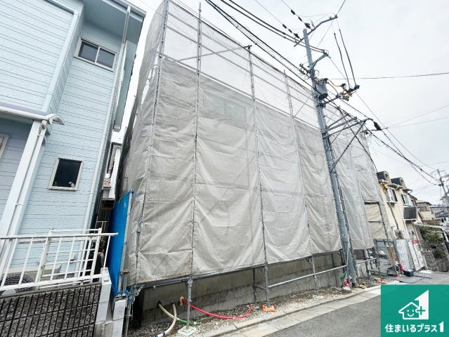 羽曳野市野々上　新築一戸建ての外観|現在建築中！落ち着いた街並みで新生活を始めることが出来そう！周辺の物件も併せてご紹介させて頂きます！