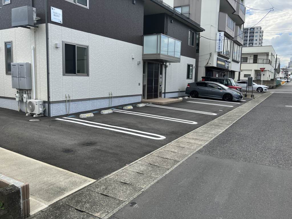 プロヌーブ新白河Ⅱの駐車場